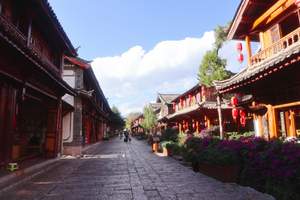 长沙到云南旅游（昆明、大理、丽江古城、洱海、玉龙雪山六日游）