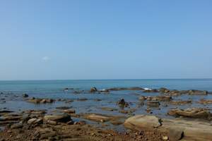 去三亚旅游必去的旅游景点有哪些，长沙到海南海口三亚双飞5日游