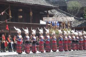 长沙到贵州的高铁，黄果树、西江苗寨、荔波五日游（双高铁往返）