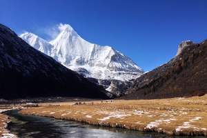 武汉到稻城亚丁旅游线路|尝试一次行走在蓝色净土的旅行|七日游