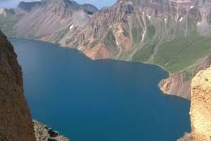武汉到东北旅游线路团 网红延吉 长白山 红海滩 边境九日游